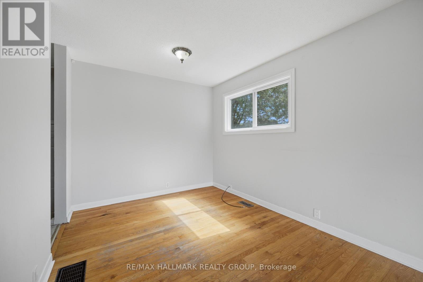 45 HILLIARD AVENUE, Ottawa. Luxury613. By Peter Sagos - Image 10