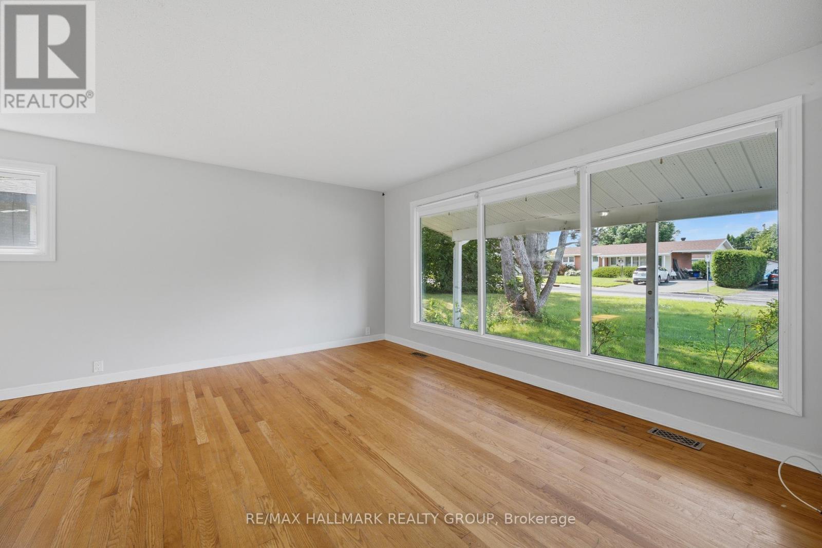 45 HILLIARD AVENUE, Ottawa. Luxury613. By Peter Sagos - Image 8