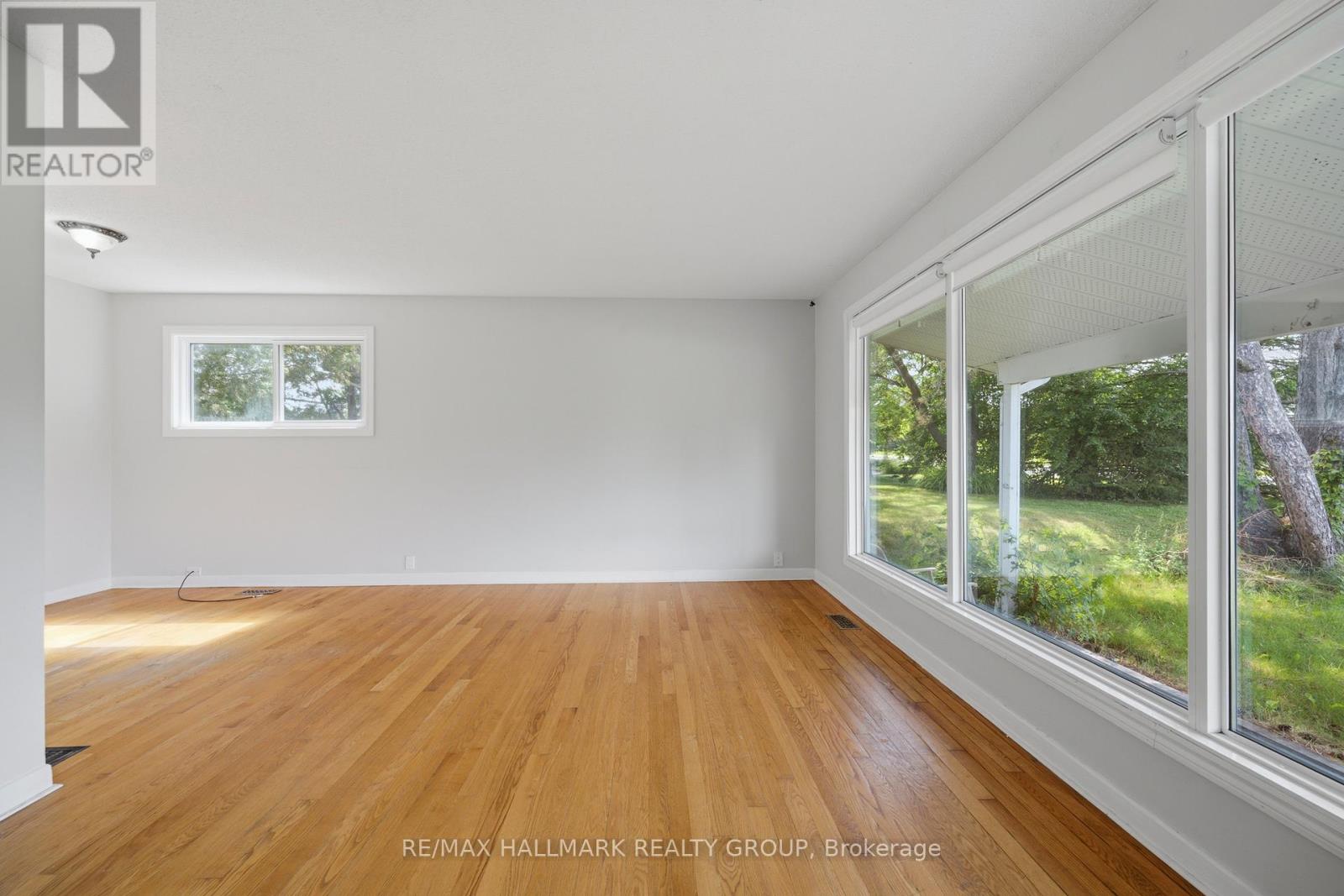 45 HILLIARD AVENUE, Ottawa. Luxury613. By Peter Sagos - Image 9