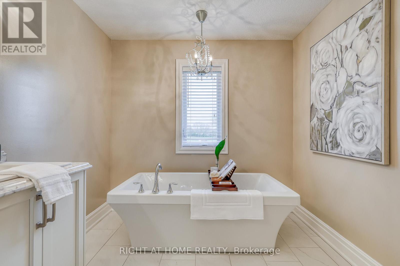 683 TENNENT AVENUE - 13