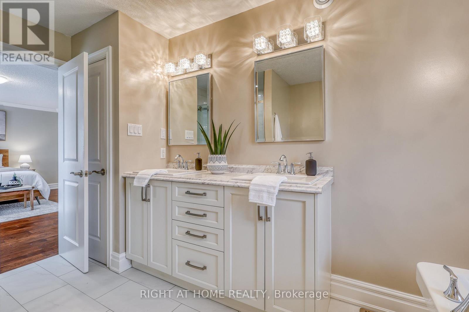 683 TENNENT AVENUE - 14