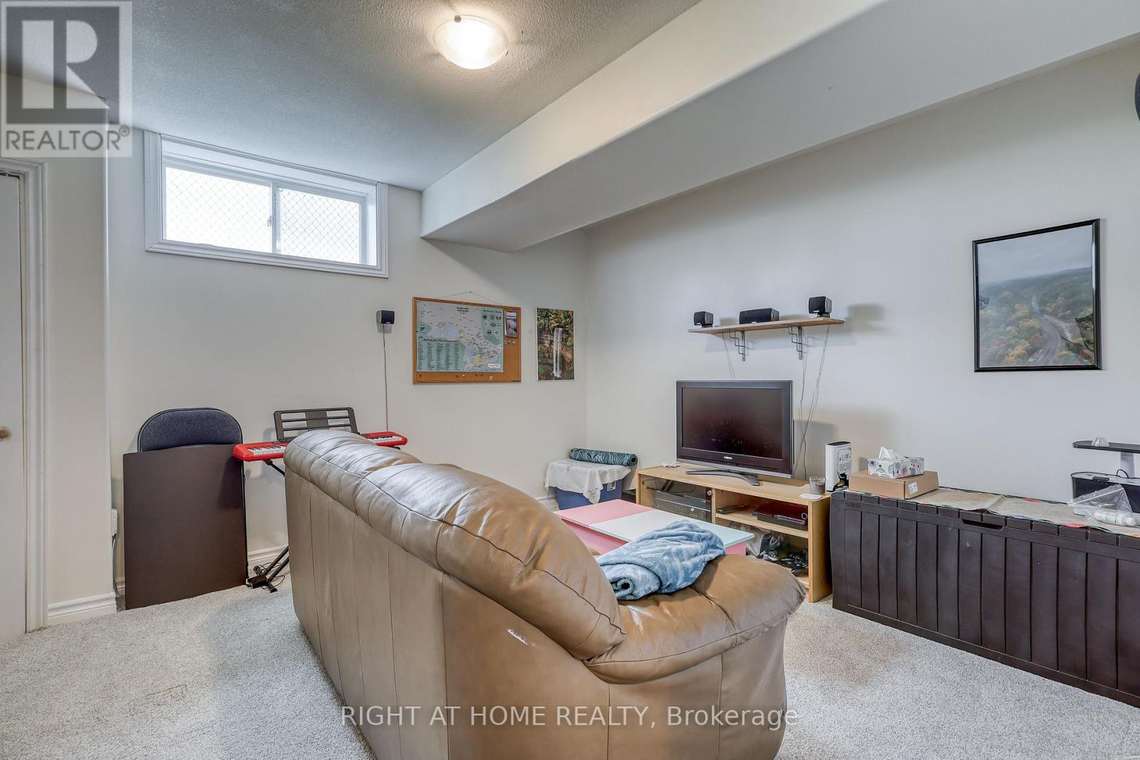 683 TENNENT AVENUE - Image 40