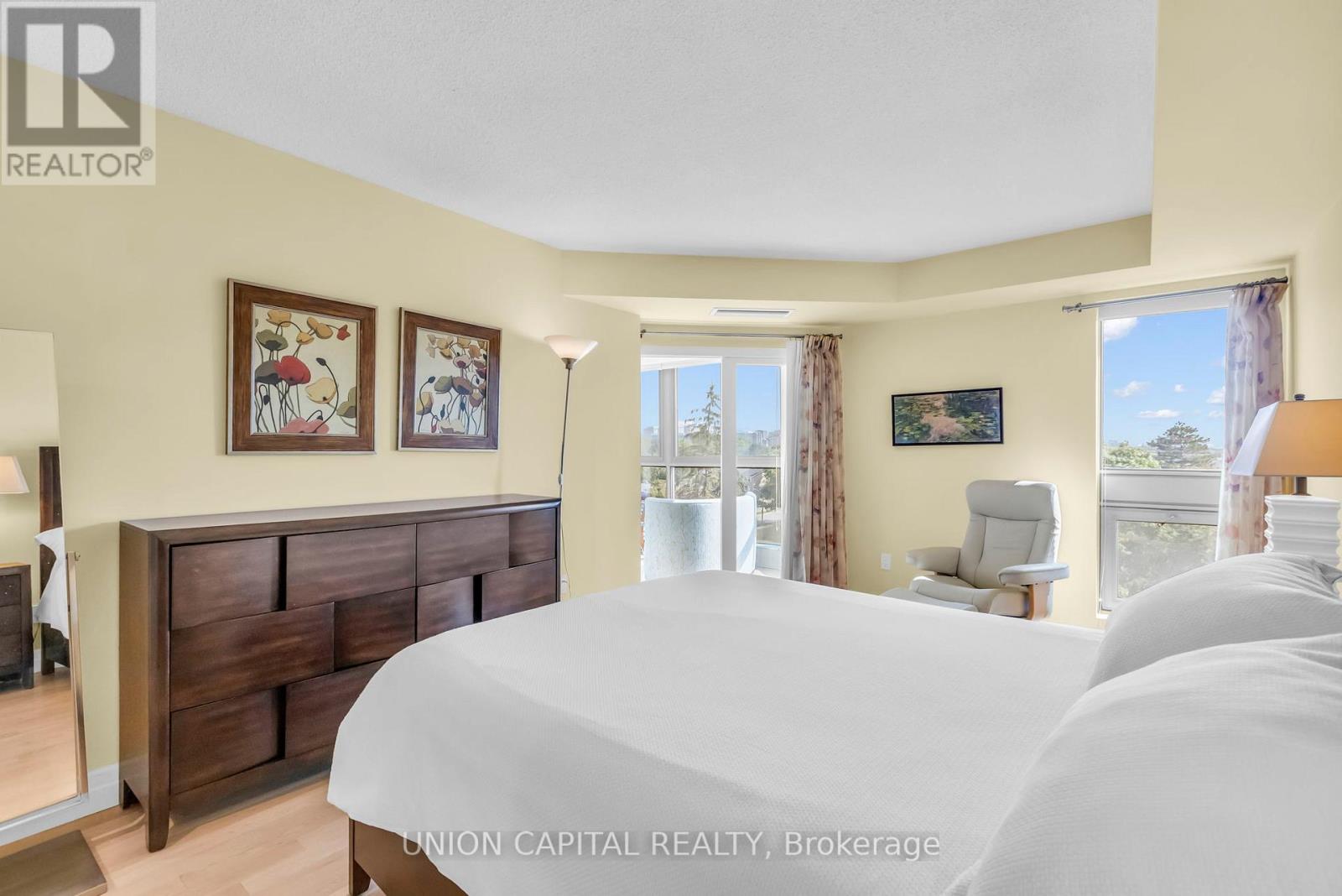 #502 265 WESTCOURT PLACE - 22