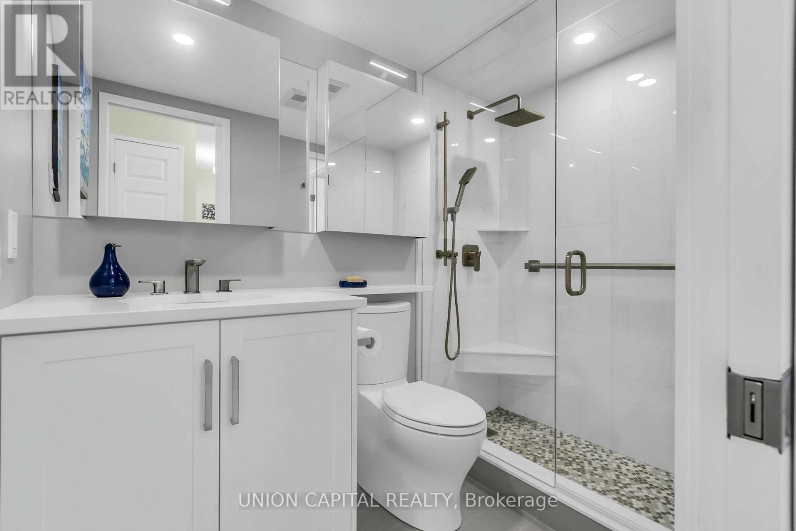#502 265 WESTCOURT PLACE - 24