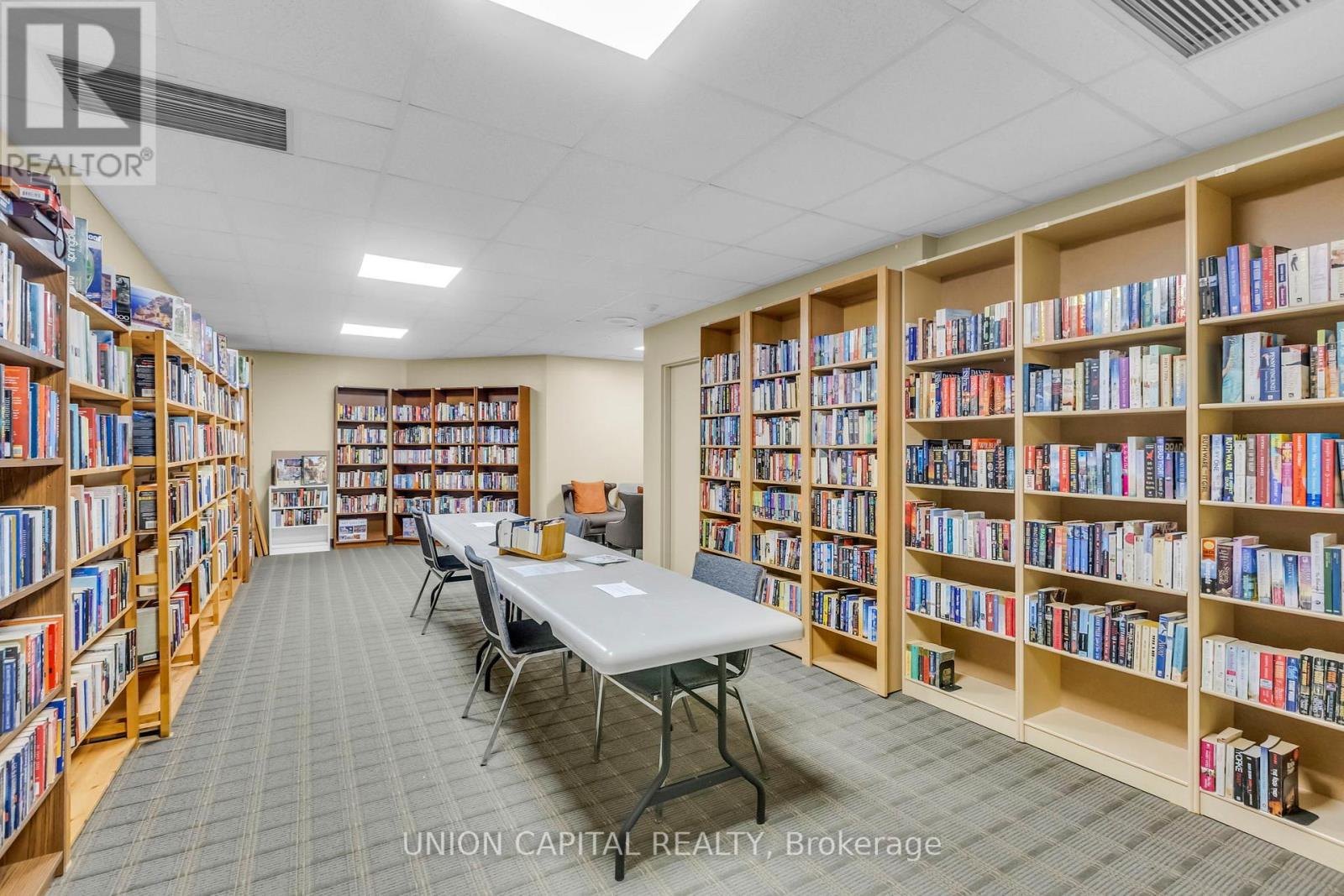 #502 265 WESTCOURT PLACE - 29