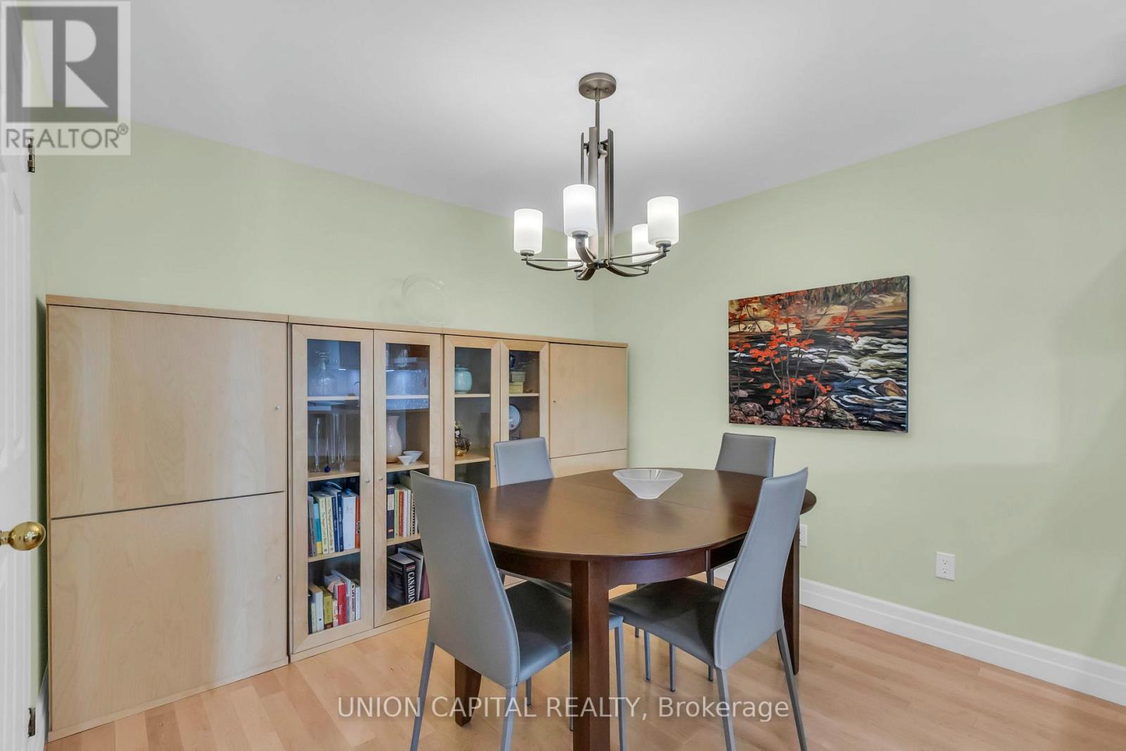#502 265 WESTCOURT PLACE - 9