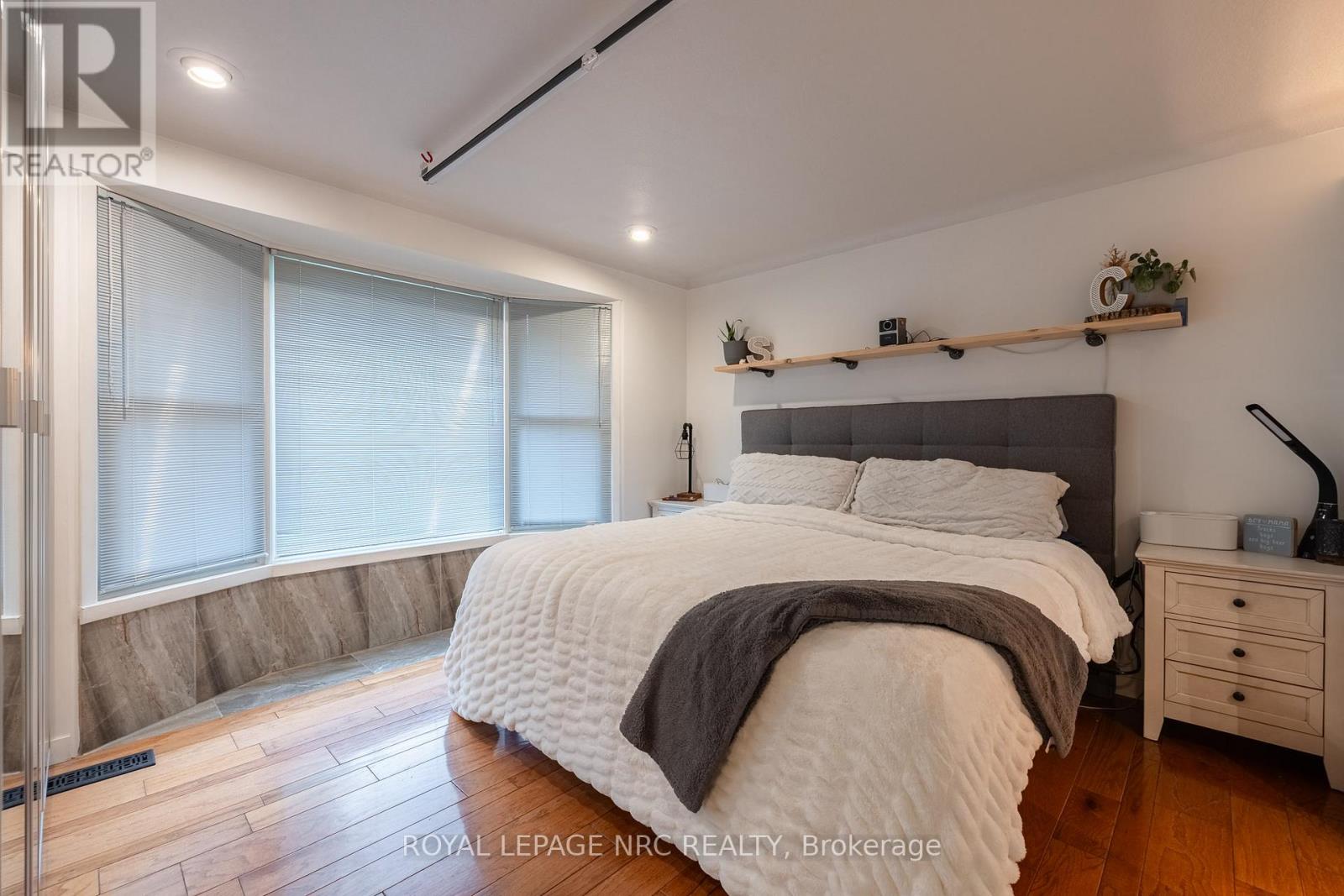 40634 FORKS ROAD - 24