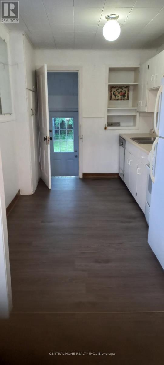 389 LINCOLN STREET - 11