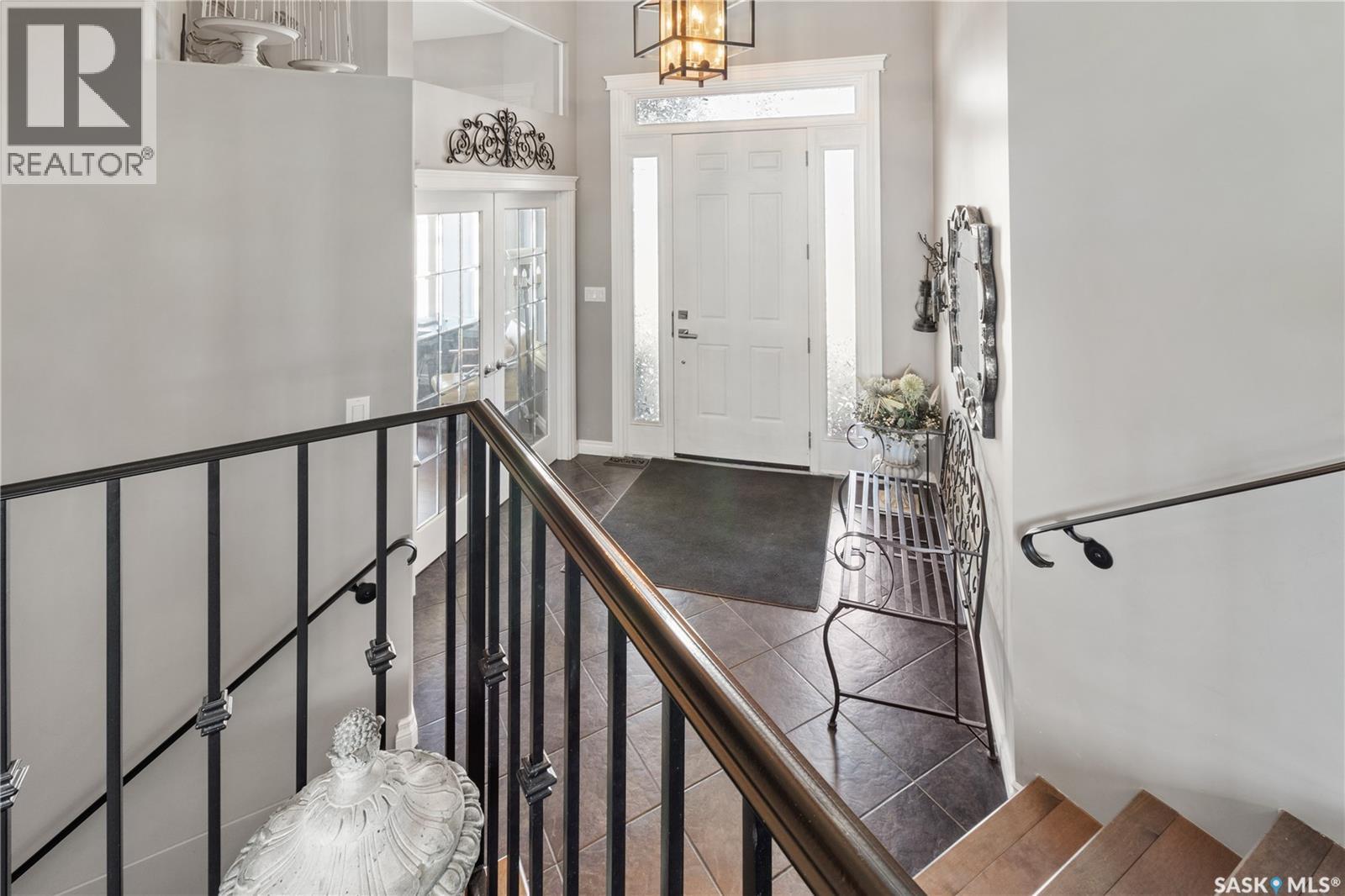 30 Pape DRIVE - 7