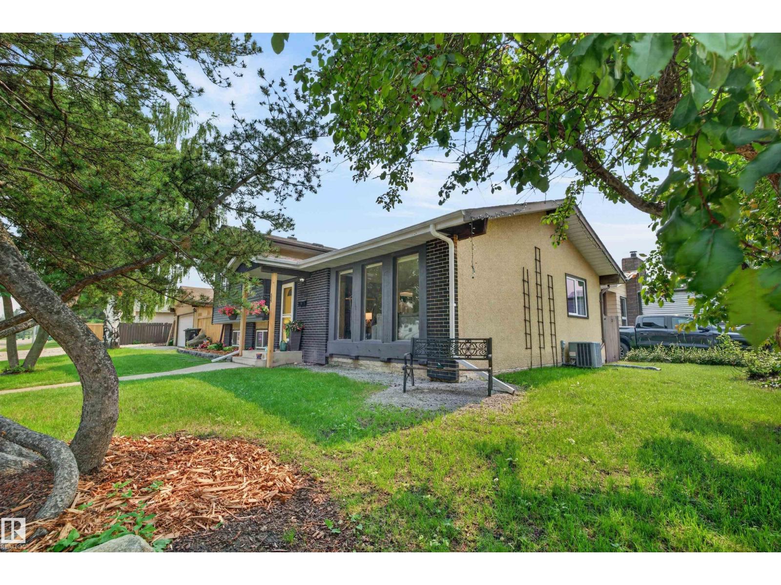 9410 80 ST - photo 3