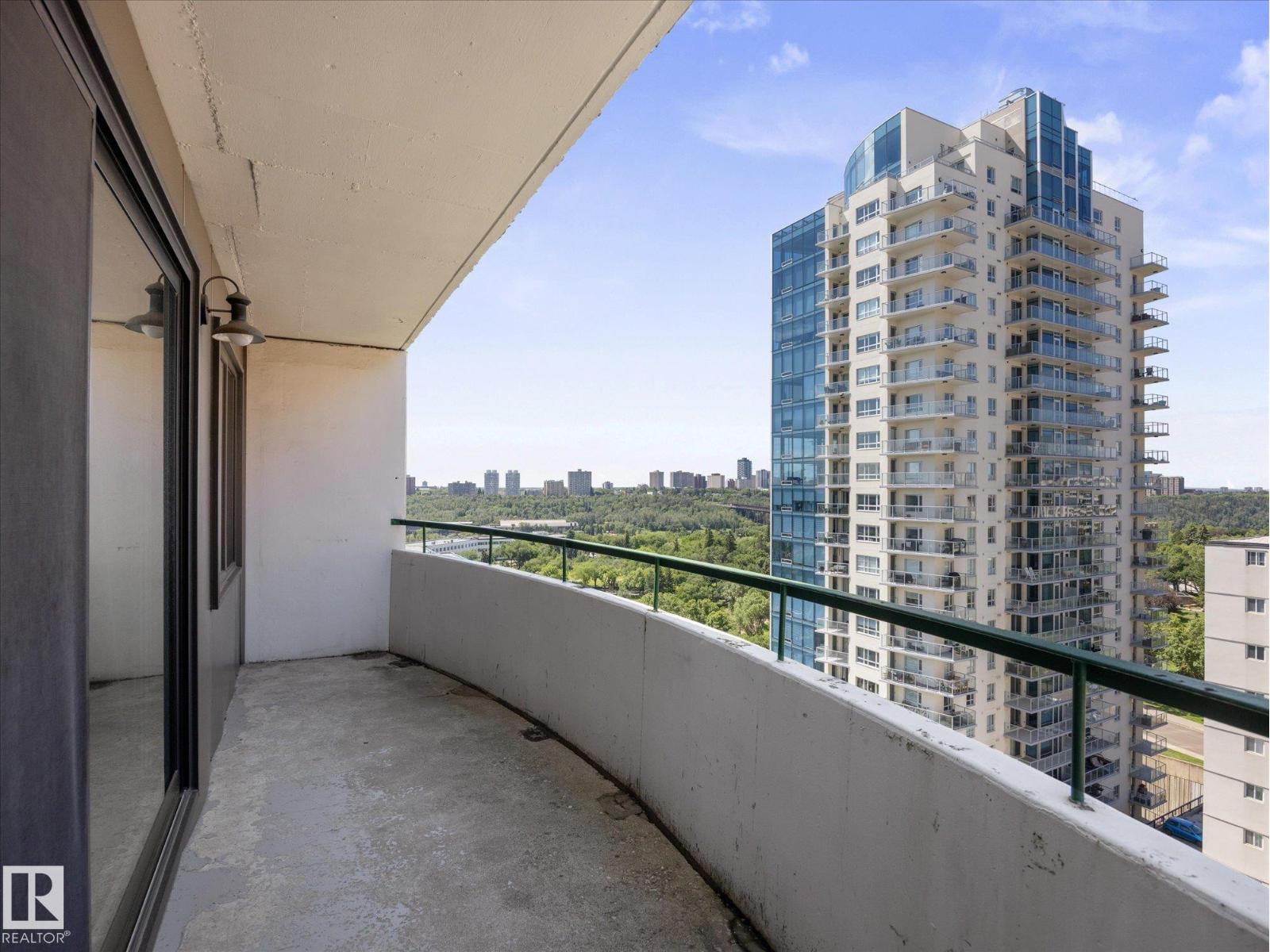 #1601 9725 106 ST NW - 18