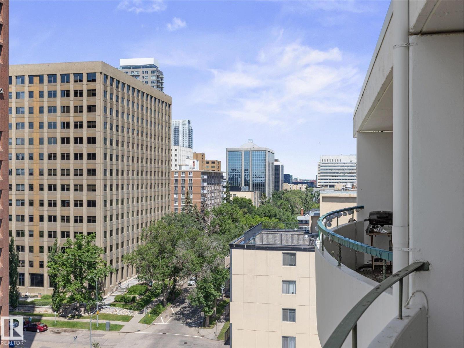 #1601 9725 106 ST NW - 19