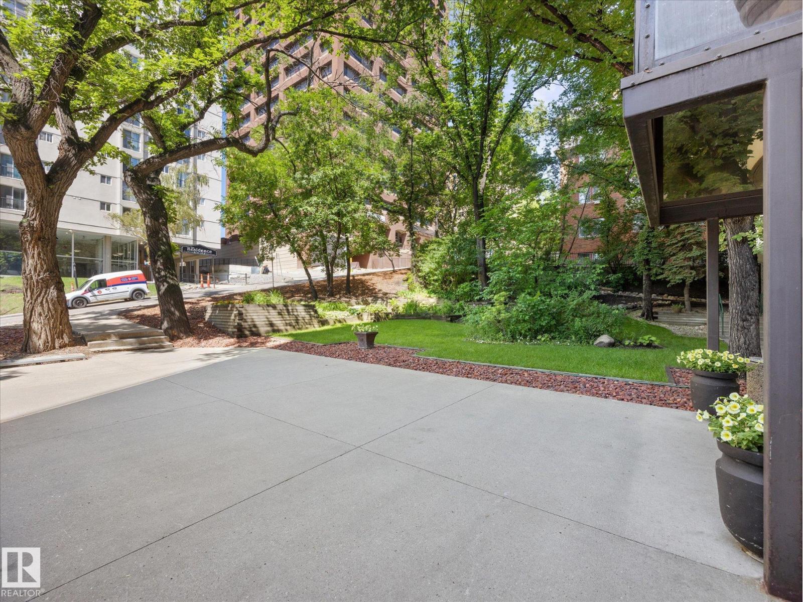 #1601 9725 106 ST NW - 23