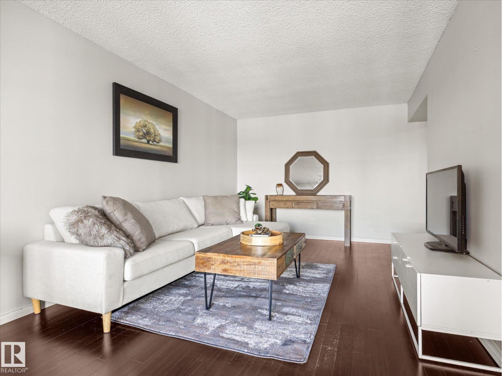 #1601 9725 106 ST NW - 3