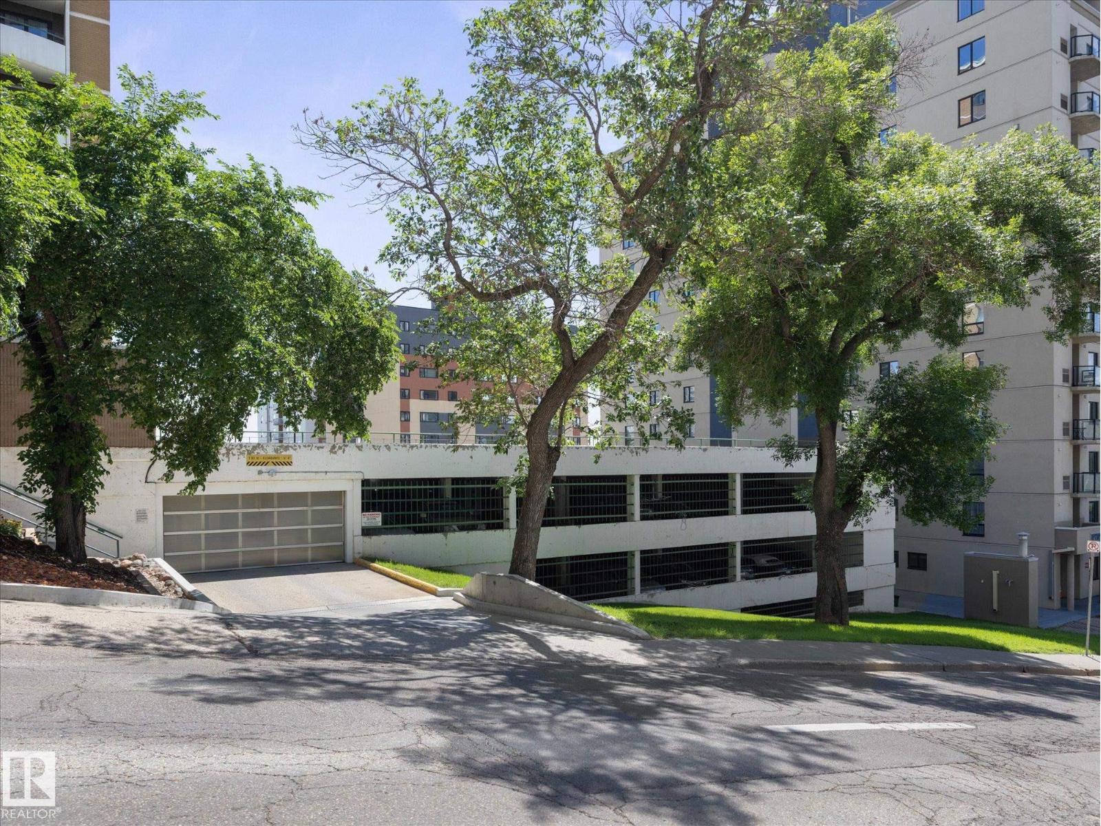 #1601 9725 106 ST NW - 31