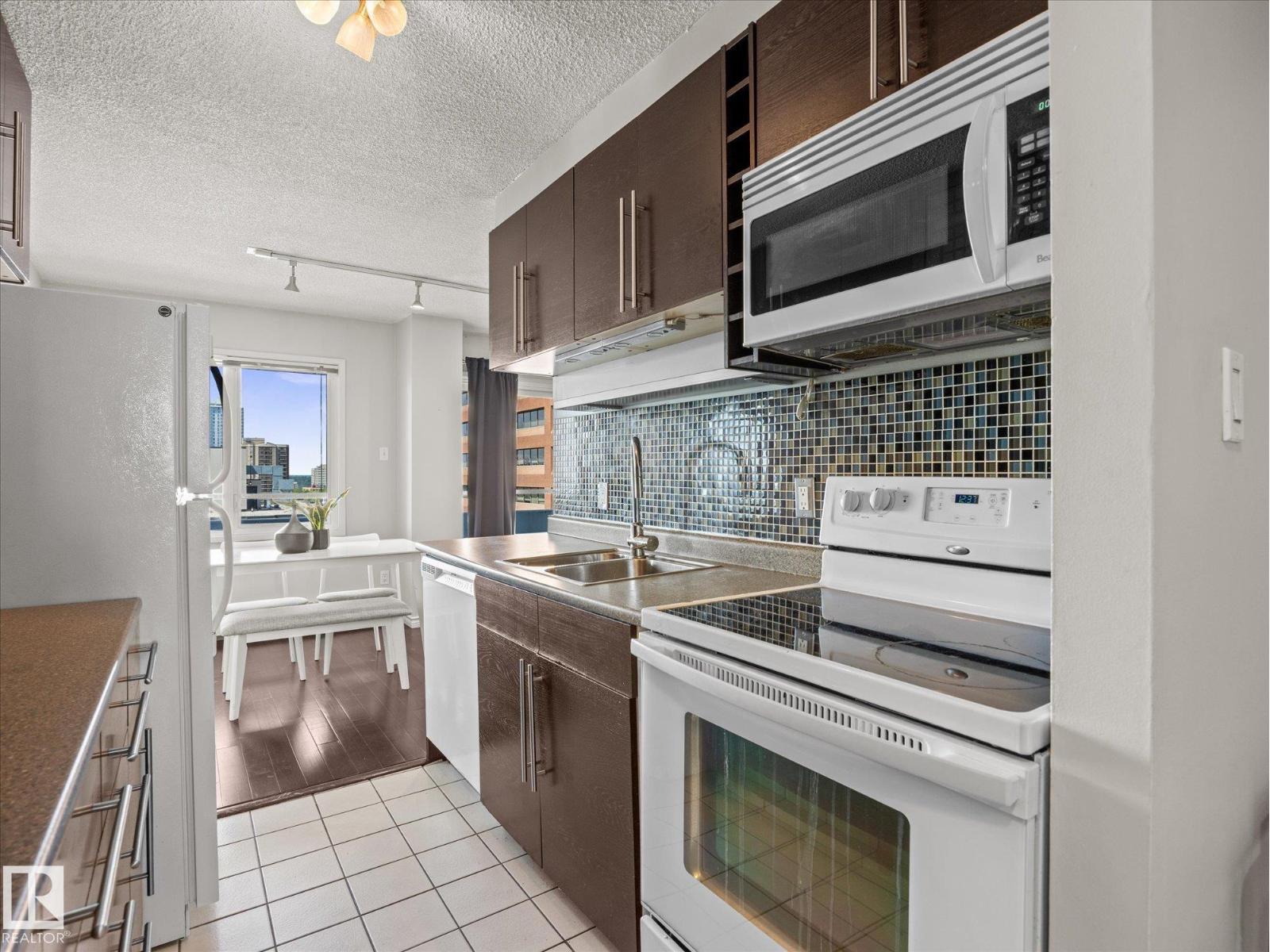 #1601 9725 106 ST NW - 9