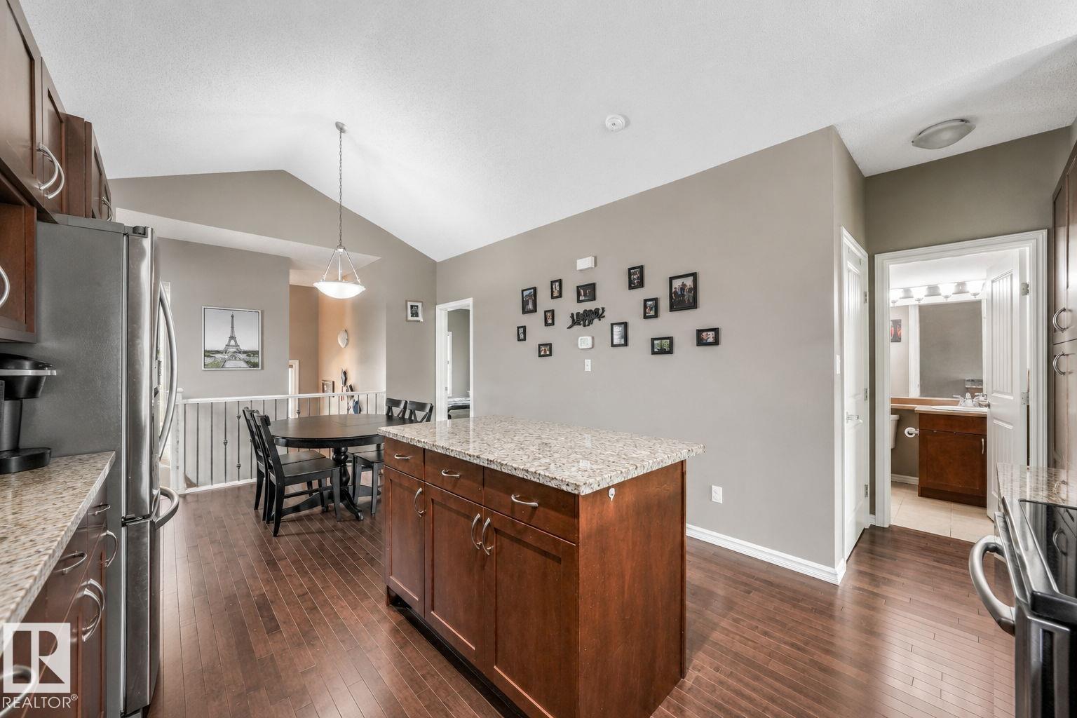 21219 96 AV NW - photo 5