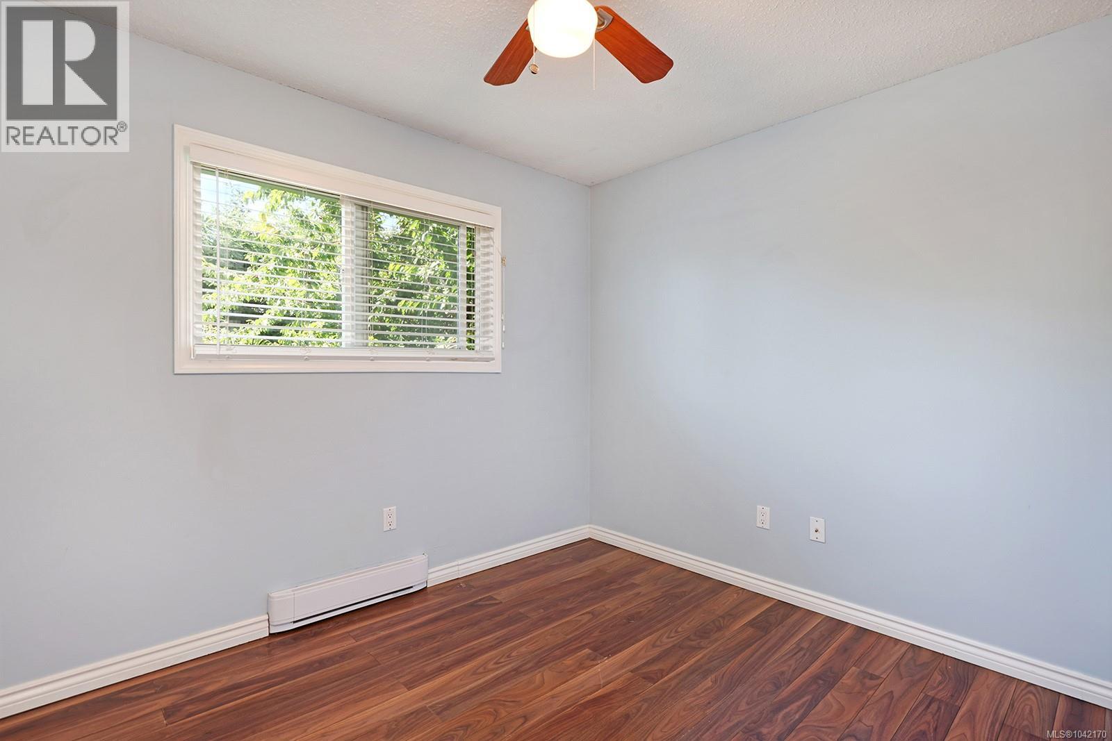 2057 Hummingbird Pl, Comox
