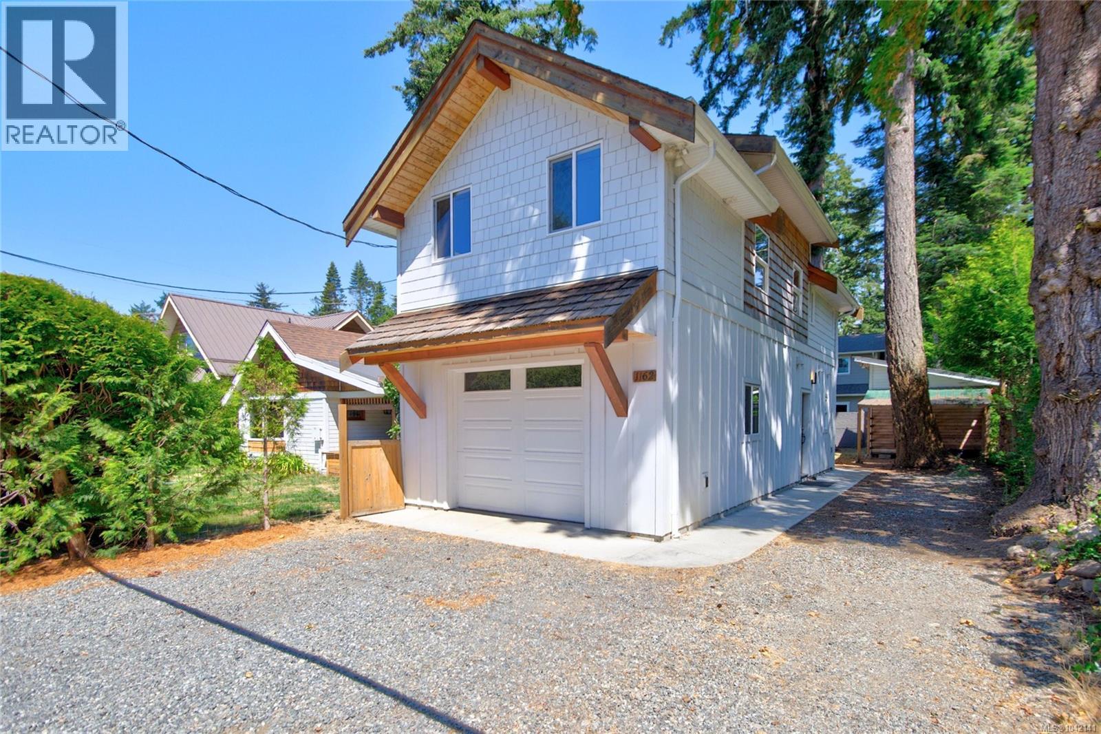 1162 Booth Rd SW - 2