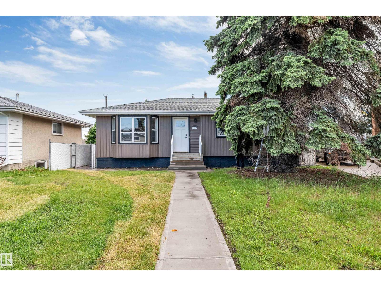 6404 88 AV NW - 2