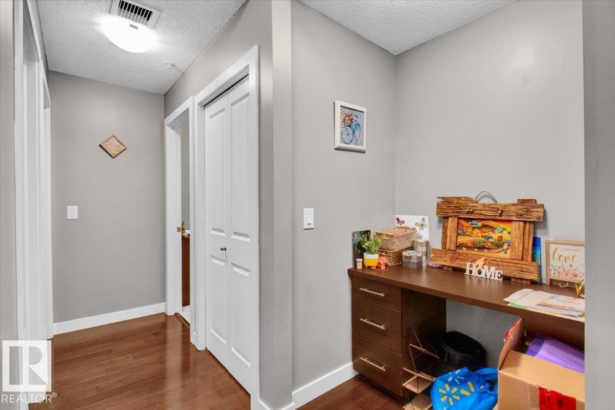 #315 2584 ANDERSON WY SW - 22