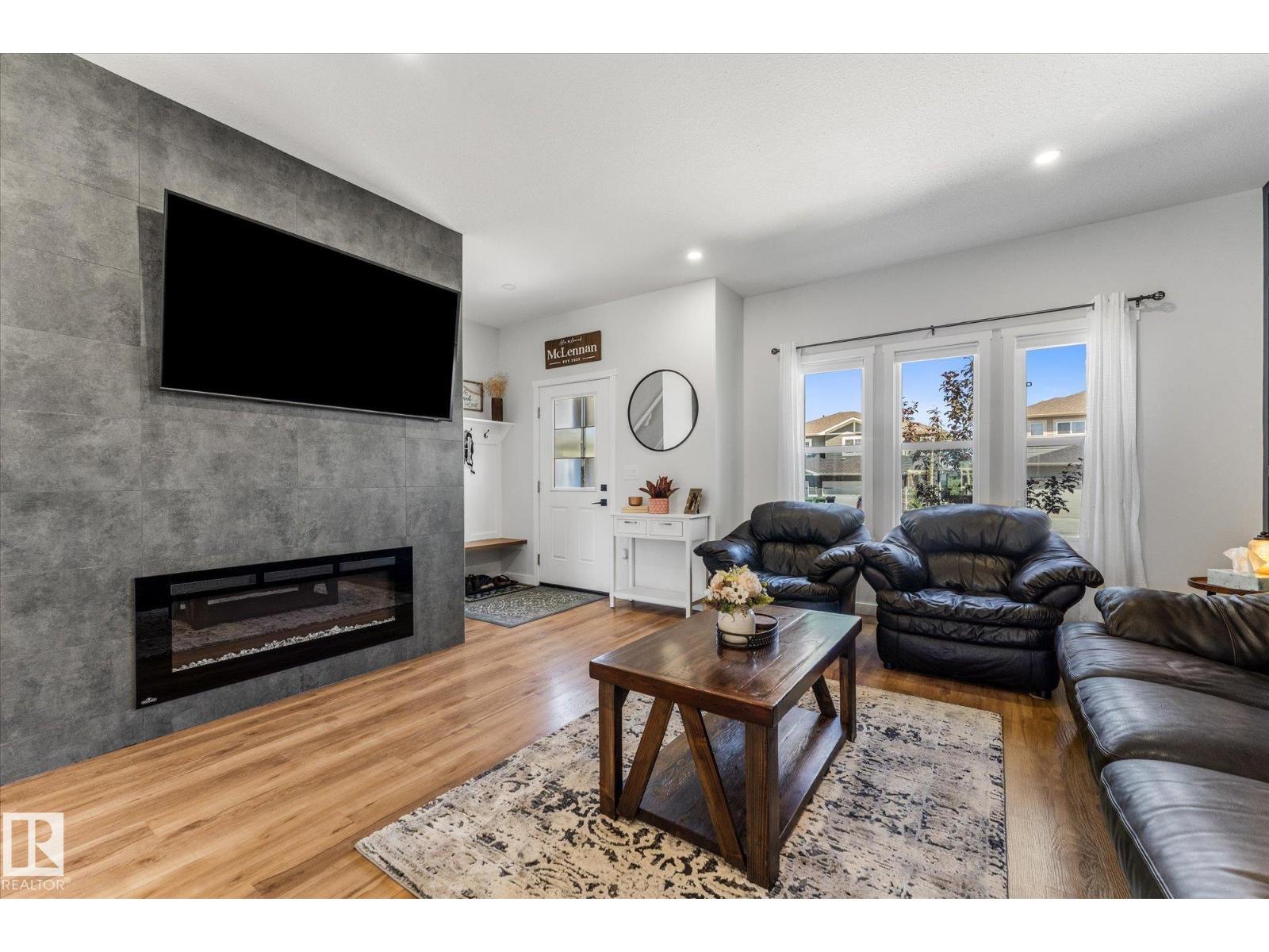 591 MEADOWVIEW DR - photo 4