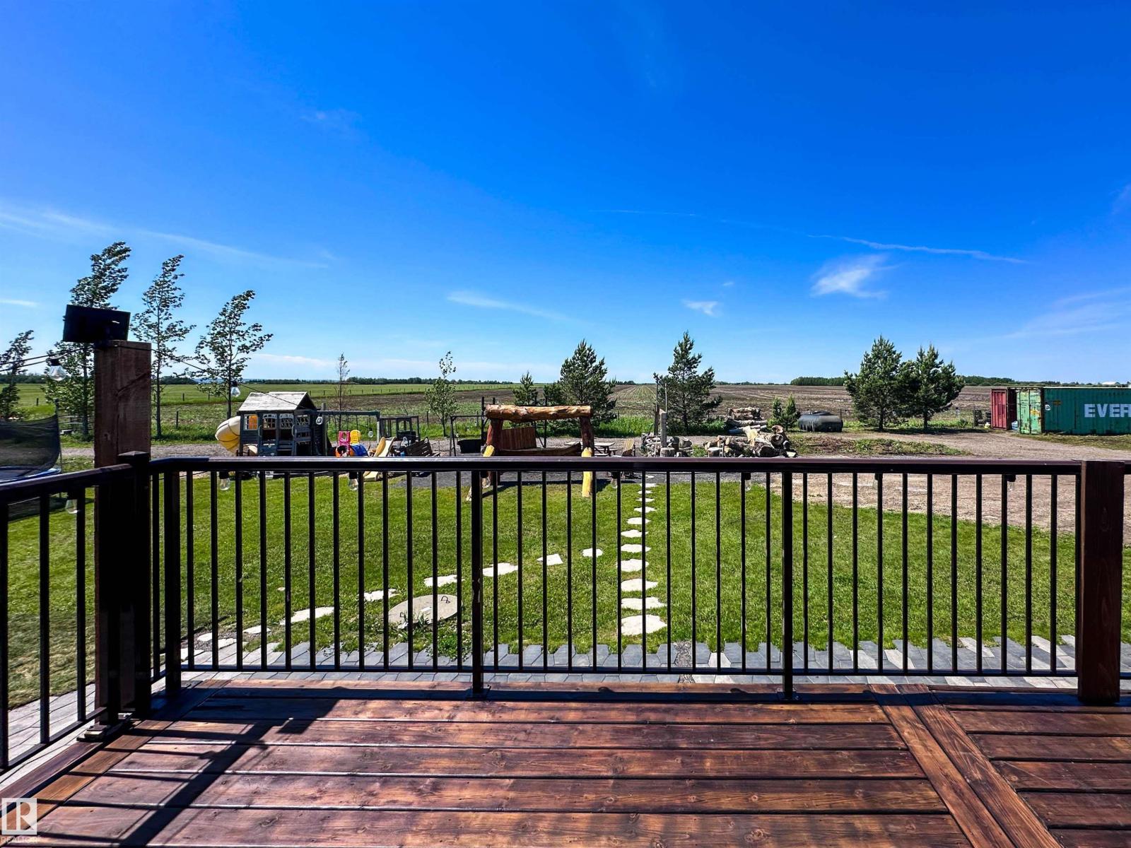 55310 RGE ROAD 261 — photo 40