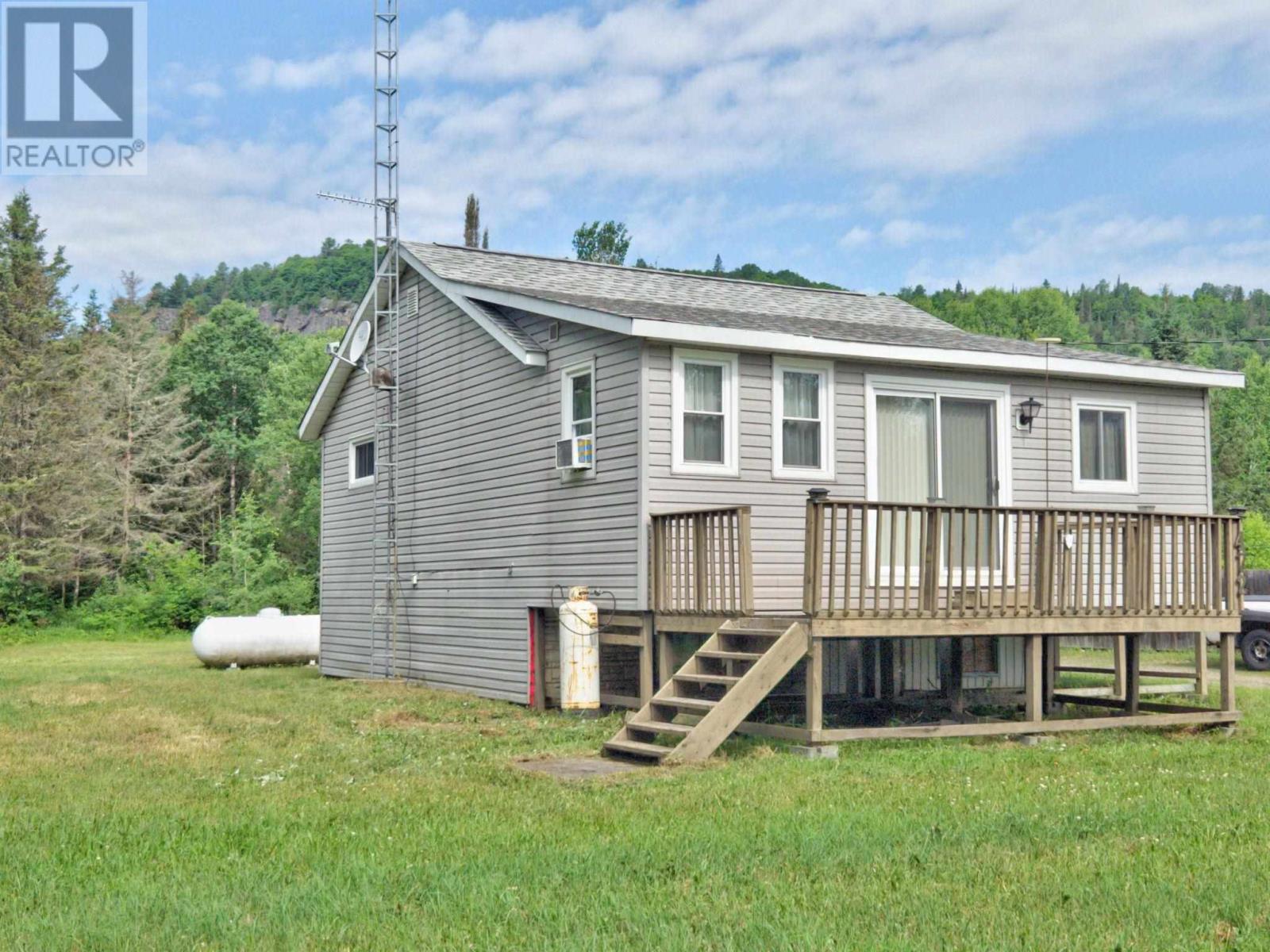 472 Whitman Dam RD - 2
