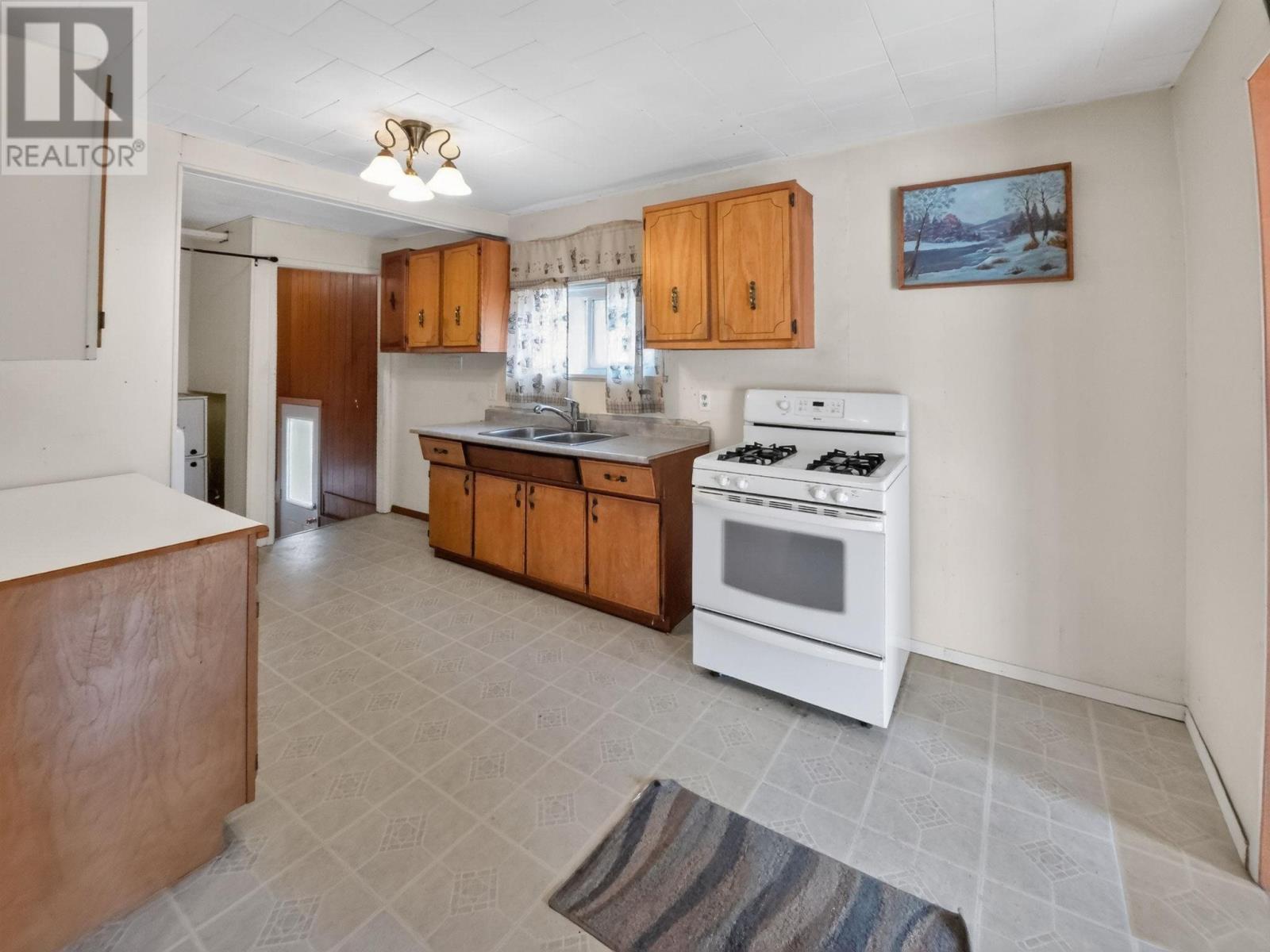 472 Whitman Dam RD - 13