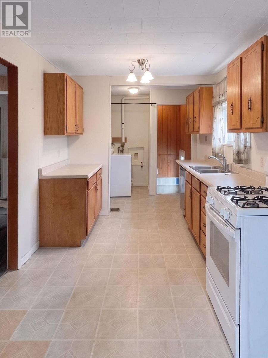 472 Whitman Dam RD - 6