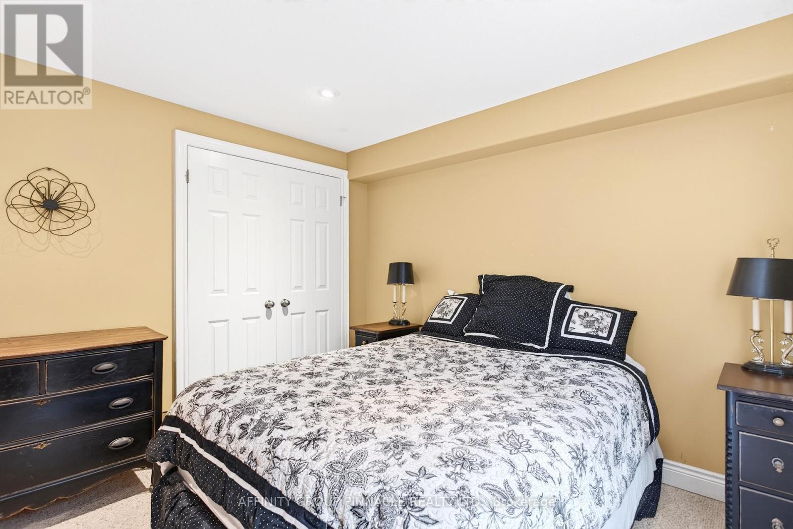 2 FALLINGBROOK CRESCENT - 32