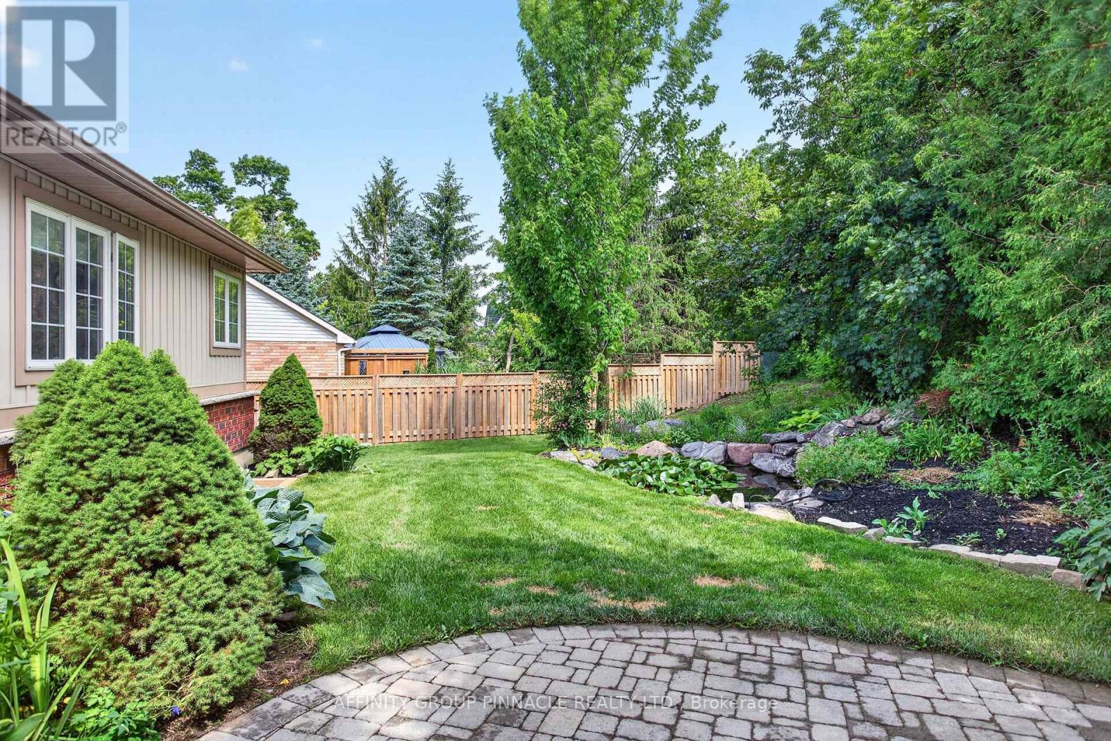 2 FALLINGBROOK CRESCENT - 45
