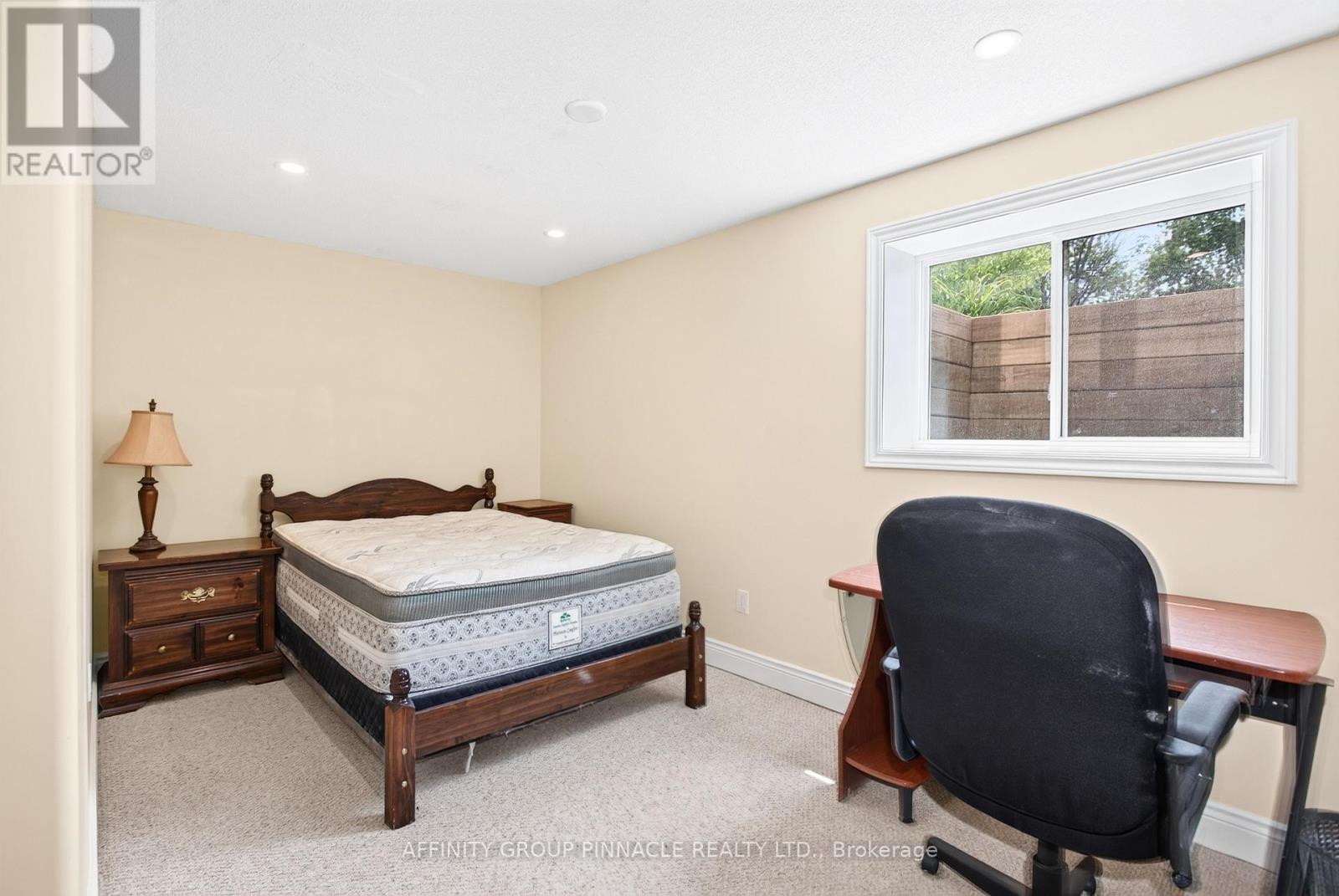 2 FALLINGBROOK CRESCENT - 41