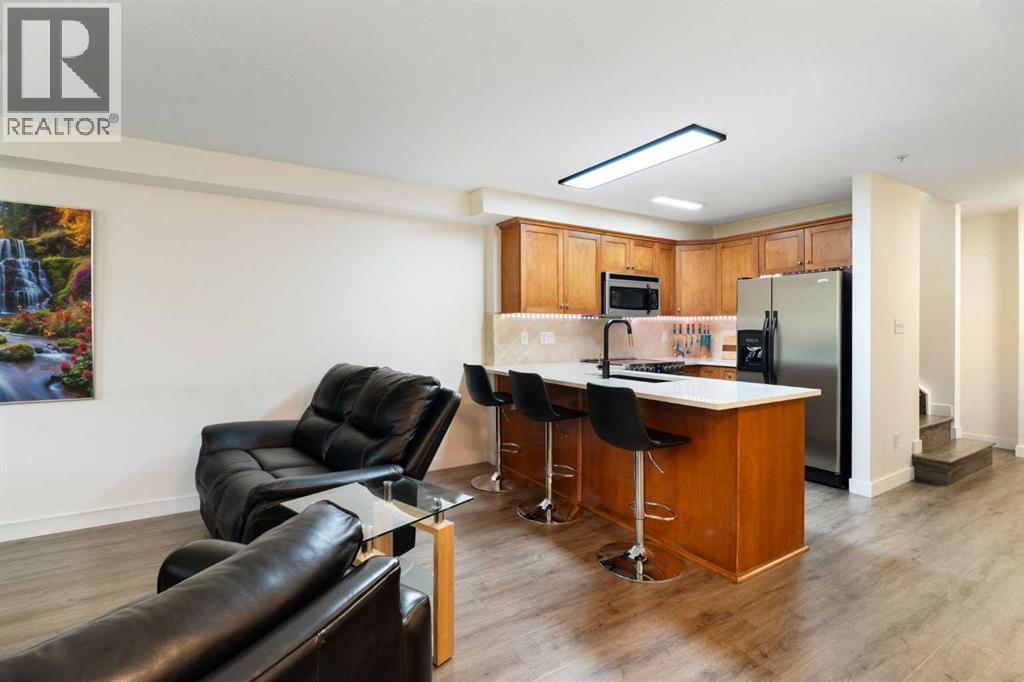 #103 2422 Erlton Street SW - 21