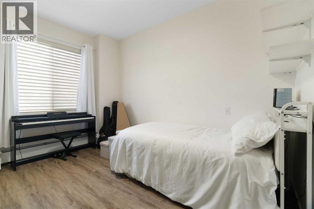 #103 2422 Erlton Street SW - 27