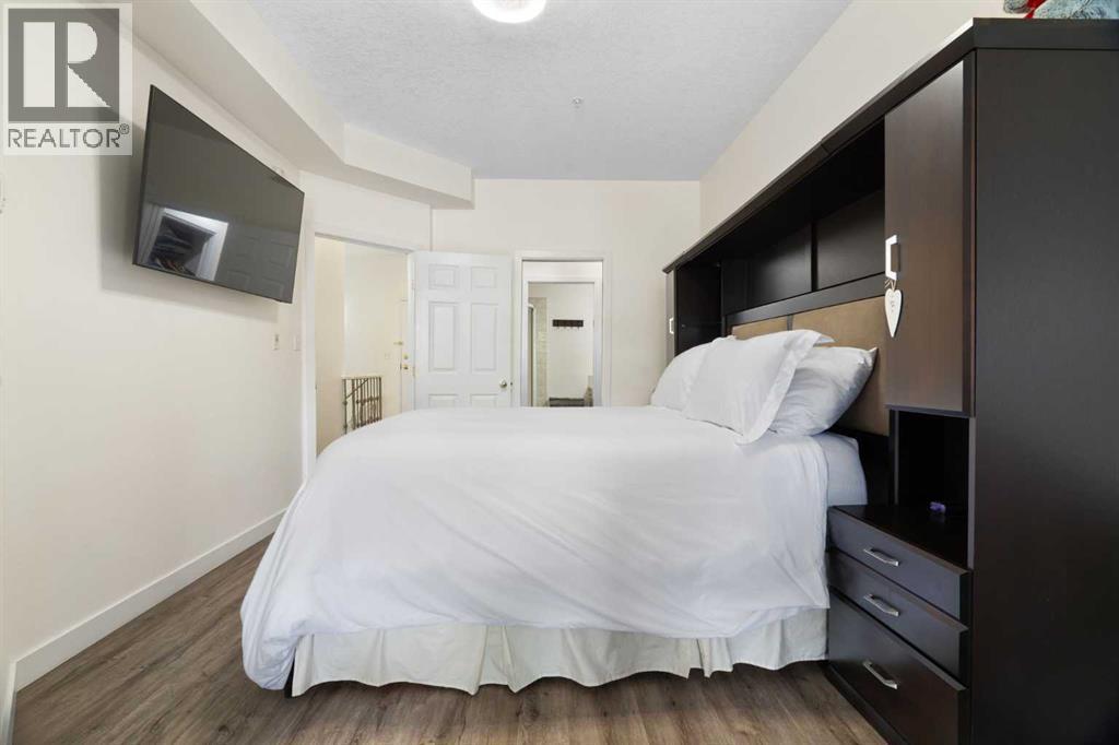 #103 2422 Erlton Street SW - 29