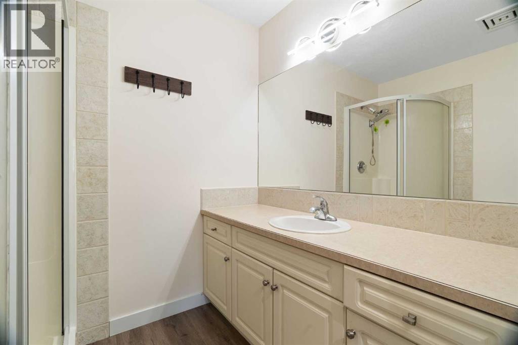 #103 2422 Erlton Street SW - 31
