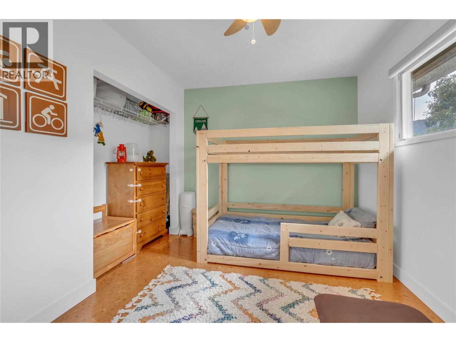 12016 Grant Avenue, Summerland