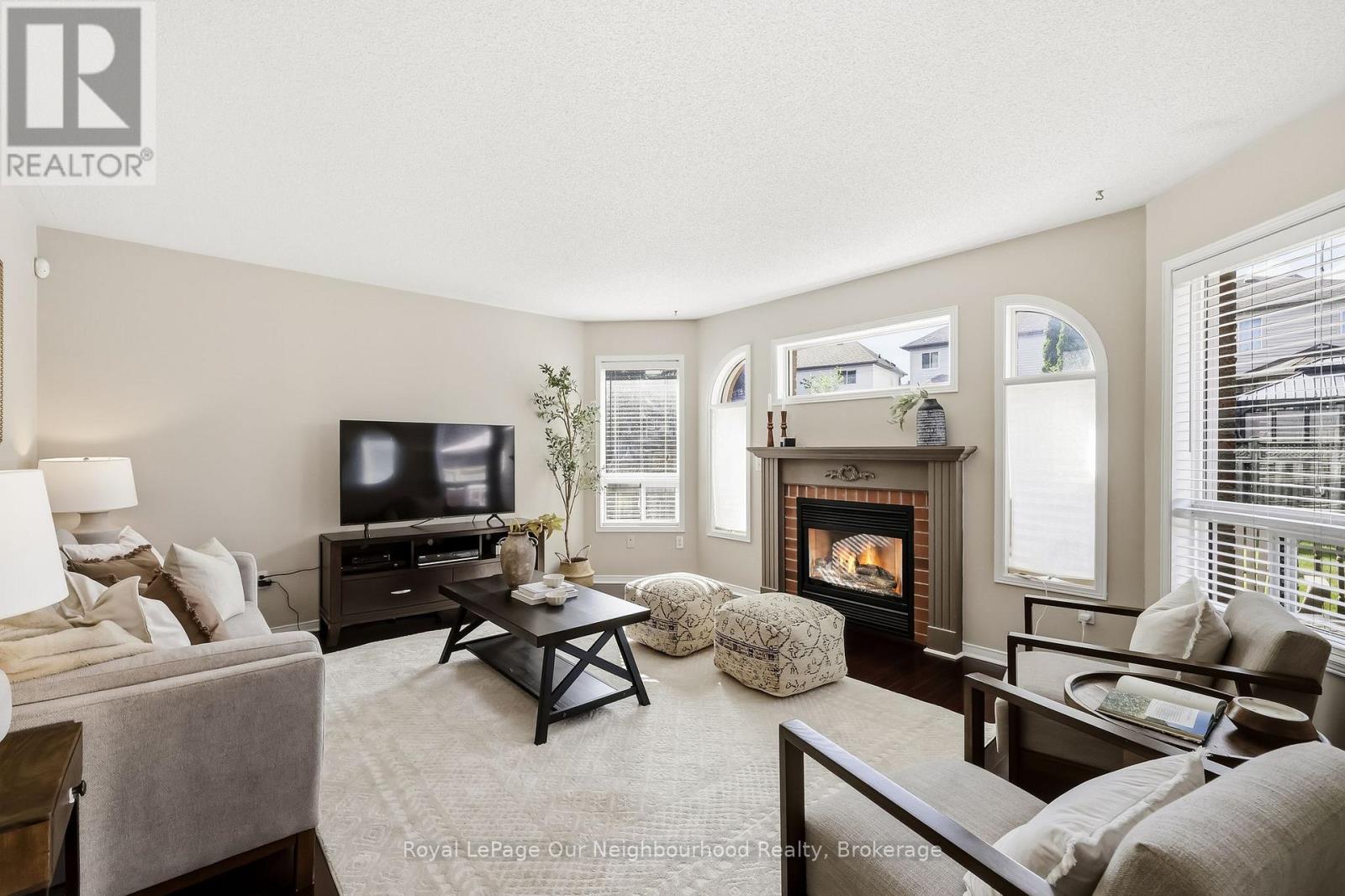 24 WETHERBURN DRIVE - 19