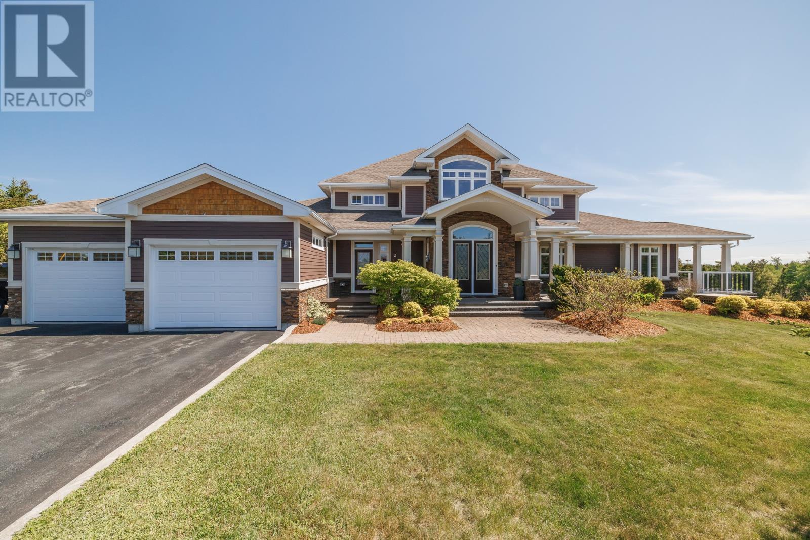 2 Ashkay Drive - 1