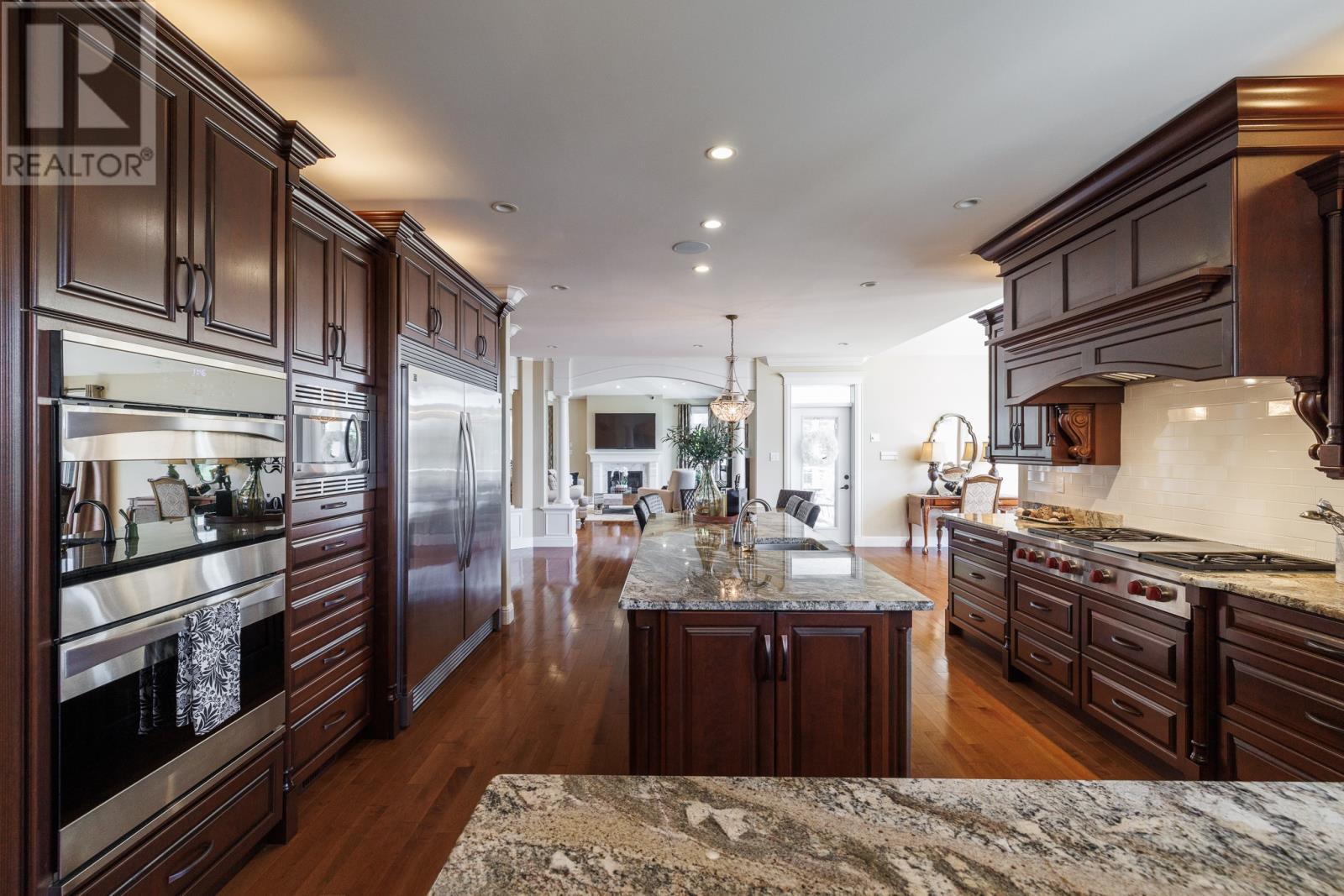 2 Ashkay Drive - 24