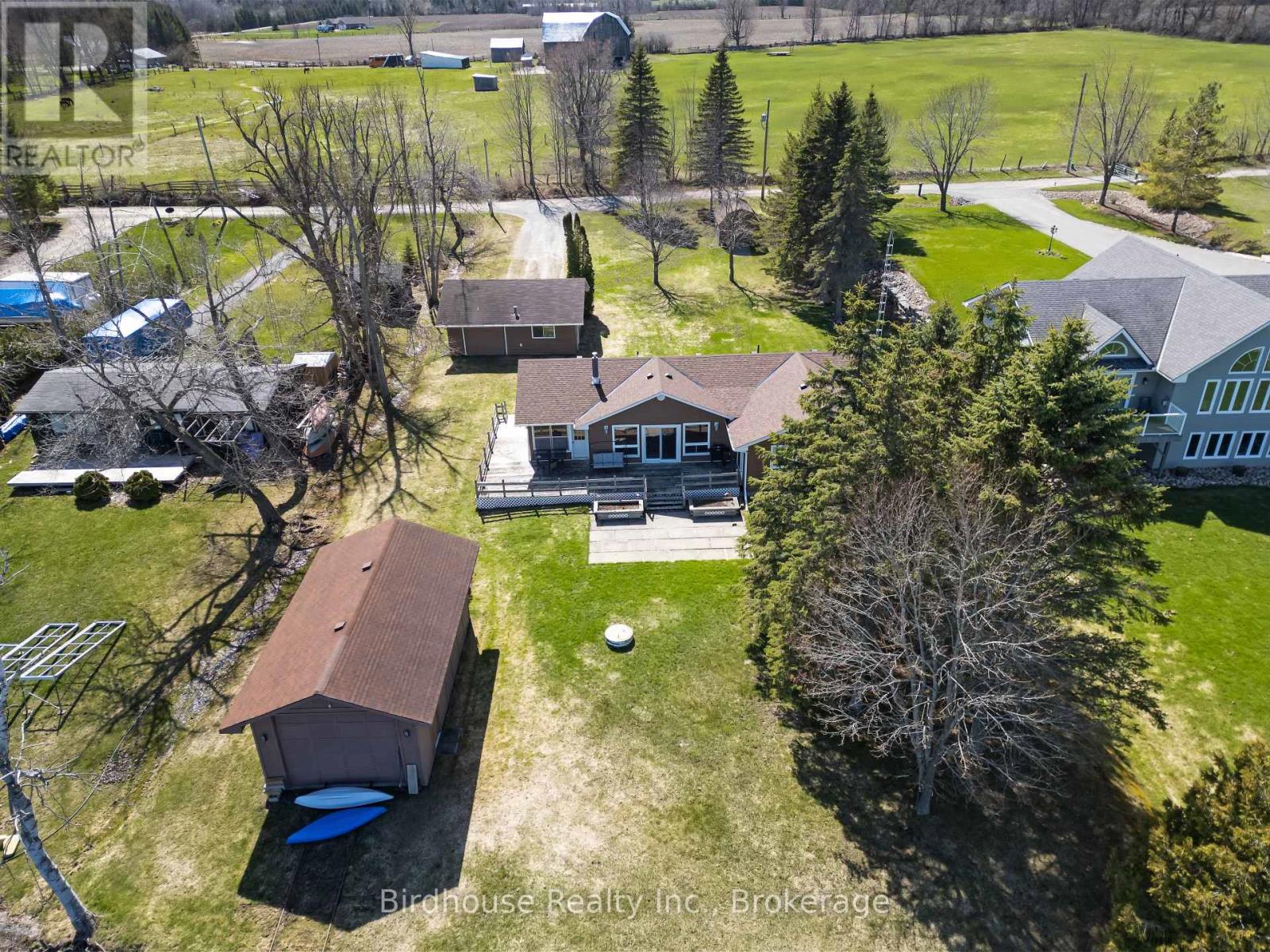 24 GILLIS STREET - 29