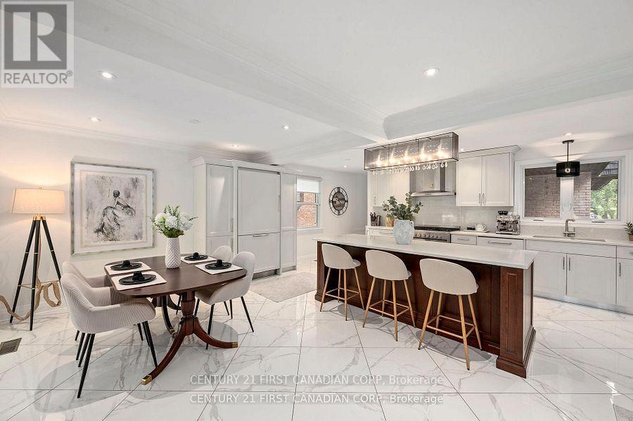 43 COMPTON CRESCENT - 8