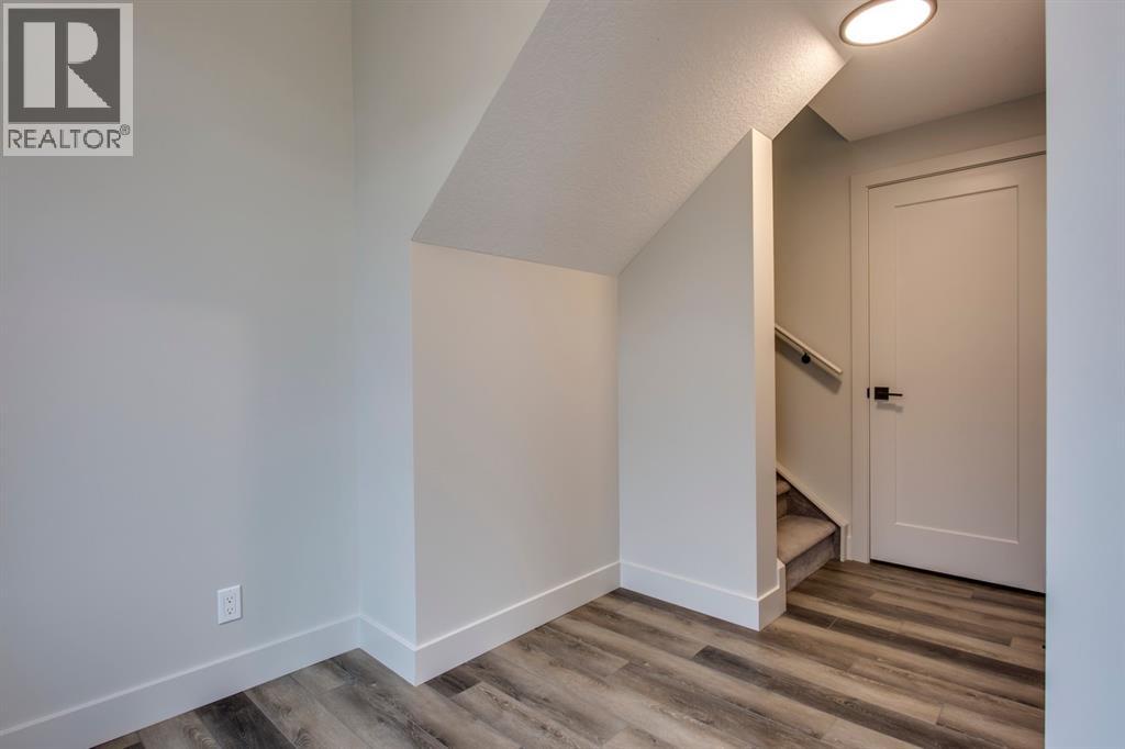 259 Royal Elm Road NW - 6