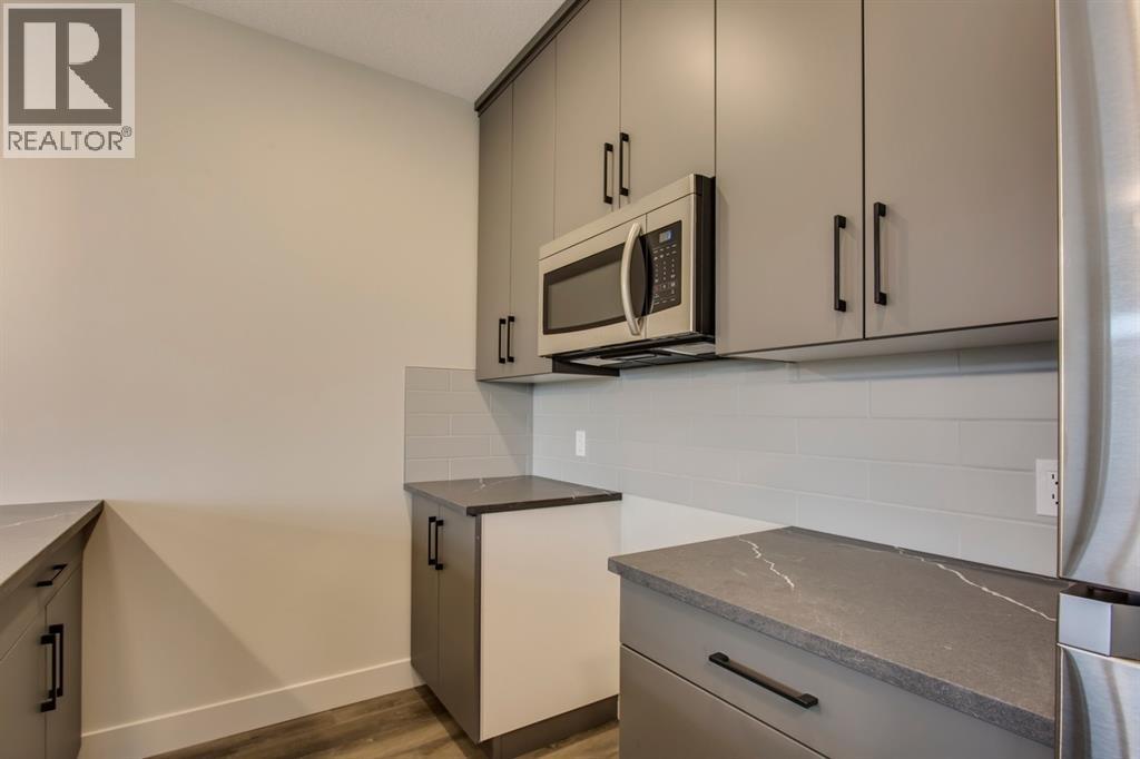 259 Royal Elm Road NW - 10