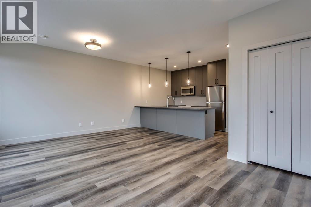 259 Royal Elm Road NW - 18
