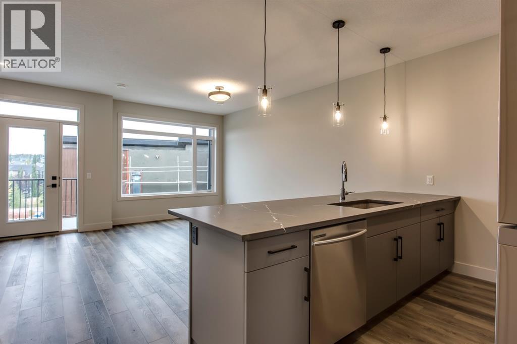 259 Royal Elm Road NW - 8