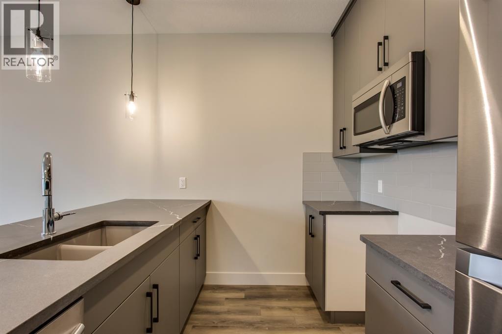 259 Royal Elm Road NW - 9