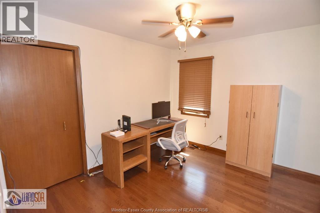 3915 VILLA BORGHESE DRIVE - 24