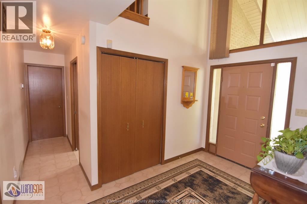 3915 VILLA BORGHESE DRIVE - 15